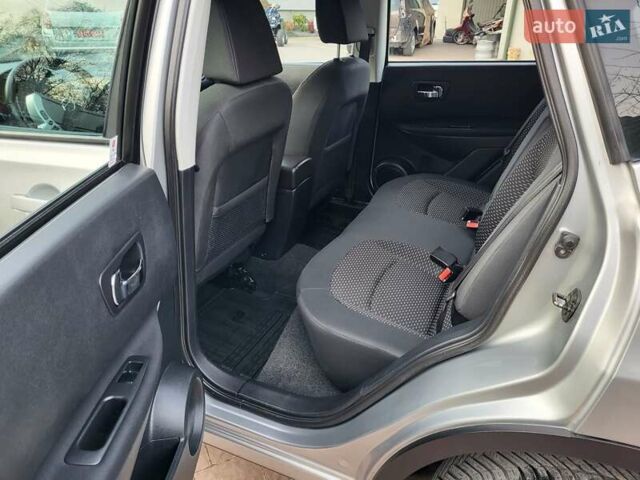 Серый Ниссан Кашкай, объемом двигателя 1.6 л и пробегом 227 тыс. км за 10850 $, фото 23 на Automoto.ua