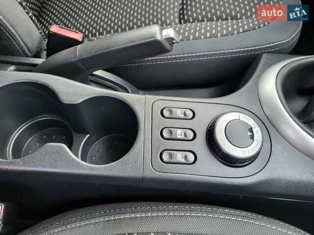 Серый Ниссан Кашкай, объемом двигателя 1.6 л и пробегом 227 тыс. км за 10850 $, фото 41 на Automoto.ua