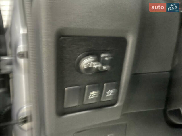 Серый Ниссан Кашкай, объемом двигателя 1.6 л и пробегом 202 тыс. км за 11950 $, фото 52 на Automoto.ua