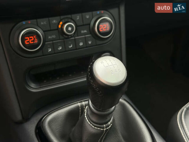 Сірий Ніссан Кашкай, об'ємом двигуна 1.6 л та пробігом 218 тис. км за 11999 $, фото 78 на Automoto.ua