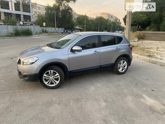 Серый Ниссан Кашкай, объемом двигателя 1.5 л и пробегом 225 тыс. км за 12900 $, фото 7 на Automoto.ua