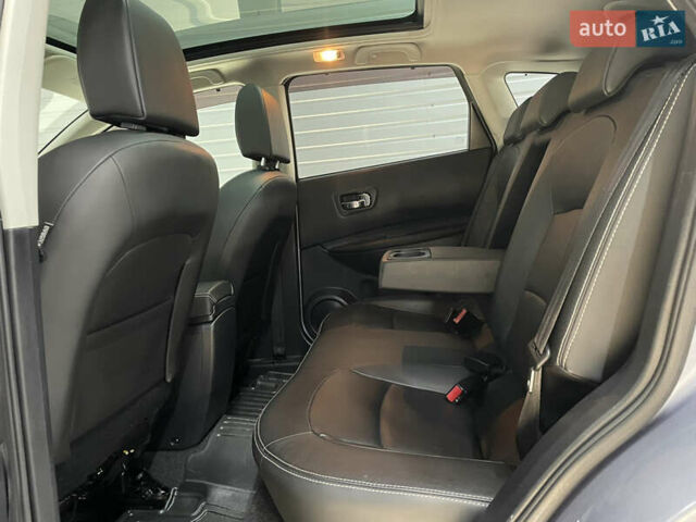 Серый Ниссан Кашкай, объемом двигателя 1.6 л и пробегом 202 тыс. км за 11950 $, фото 3 на Automoto.ua