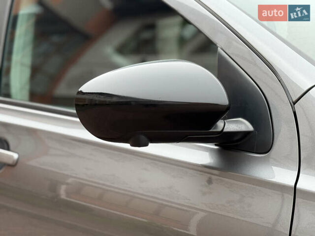 Сірий Ніссан Кашкай, об'ємом двигуна 1.6 л та пробігом 218 тис. км за 11999 $, фото 43 на Automoto.ua