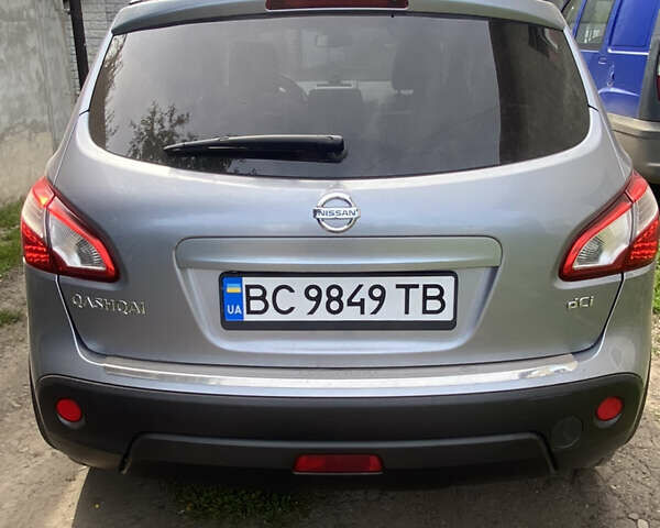 Сірий Ніссан Кашкай, об'ємом двигуна 1.6 л та пробігом 254 тис. км за 11600 $, фото 4 на Automoto.ua