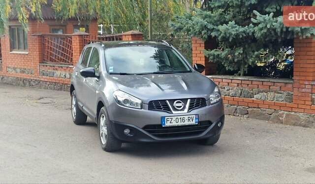 Сірий Ніссан Кашкай, об'ємом двигуна 0 л та пробігом 255 тис. км за 11700 $, фото 9 на Automoto.ua