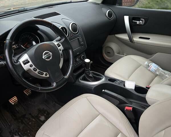 Сірий Ніссан Кашкай, об'ємом двигуна 1.46 л та пробігом 206 тис. км за 11999 $, фото 12 на Automoto.ua