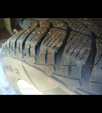 Сірий Ніссан Кашкай, об'ємом двигуна 2 л та пробігом 200 тис. км за 11300 $, фото 1 на Automoto.ua