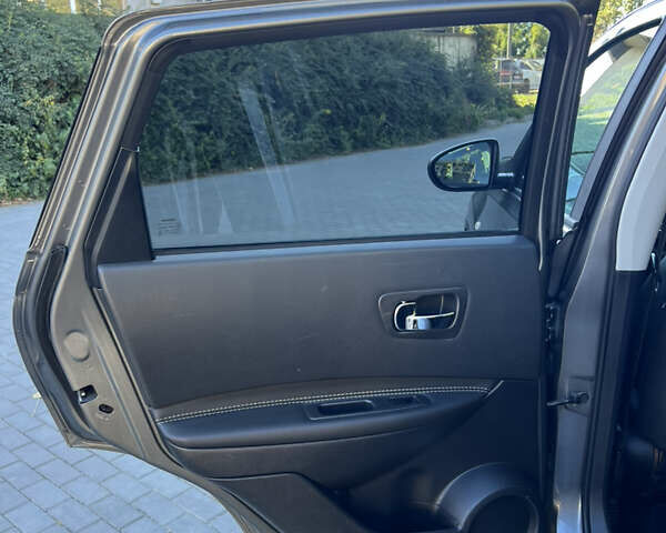 Ниссан Кашкай 2013 в Луцке на Automoto.ua Серый Ниссан Кашкай, объемом двигателя 1.6 л и пробегом 105 тыс. км за 11888 $, фото 49 на Automoto.ua