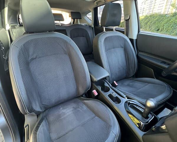 Серый Ниссан Кашкай, объемом двигателя 1.6 л и пробегом 105 тыс. км за 11555 $, фото 40 на Automoto.ua