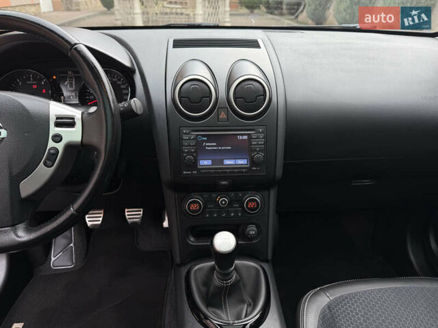 Сірий Ніссан Кашкай, об'ємом двигуна 1.6 л та пробігом 218 тис. км за 11999 $, фото 72 на Automoto.ua