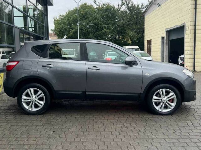 Серый Ниссан Кашкай, объемом двигателя 1.6 л и пробегом 224 тыс. км за 11900 $, фото 7 на Automoto.ua