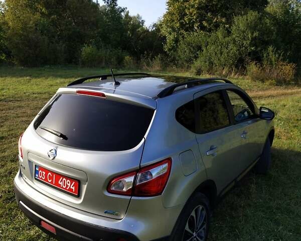 Сірий Ніссан Кашкай, об'ємом двигуна 1.6 л та пробігом 182 тис. км за 11950 $, фото 17 на Automoto.ua