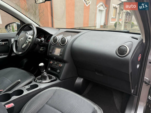 Сірий Ніссан Кашкай, об'ємом двигуна 1.6 л та пробігом 218 тис. км за 11999 $, фото 96 на Automoto.ua