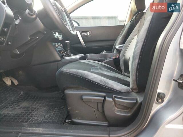 Серый Ниссан Кашкай, объемом двигателя 2 л и пробегом 237 тыс. км за 11800 $, фото 22 на Automoto.ua