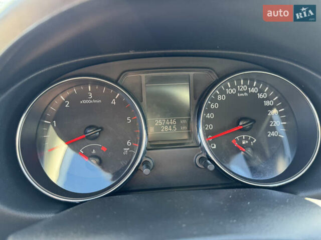 Сірий Ніссан Кашкай, об'ємом двигуна 1.6 л та пробігом 257 тис. км за 11700 $, фото 19 на Automoto.ua