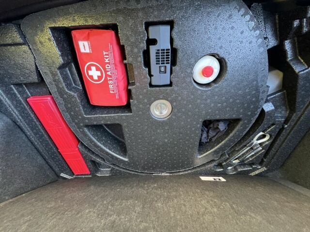 Серый Ниссан Кашкай, объемом двигателя 1.6 л и пробегом 105 тыс. км за 11555 $, фото 20 на Automoto.ua