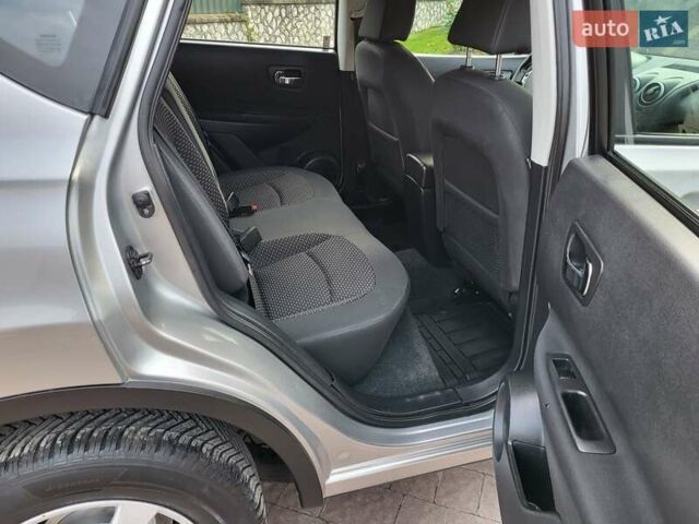 Серый Ниссан Кашкай, объемом двигателя 1.6 л и пробегом 227 тыс. км за 10850 $, фото 22 на Automoto.ua