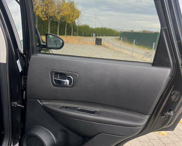 Серый Ниссан Кашкай, объемом двигателя 1.5 л и пробегом 235 тыс. км за 10900 $, фото 48 на Automoto.ua