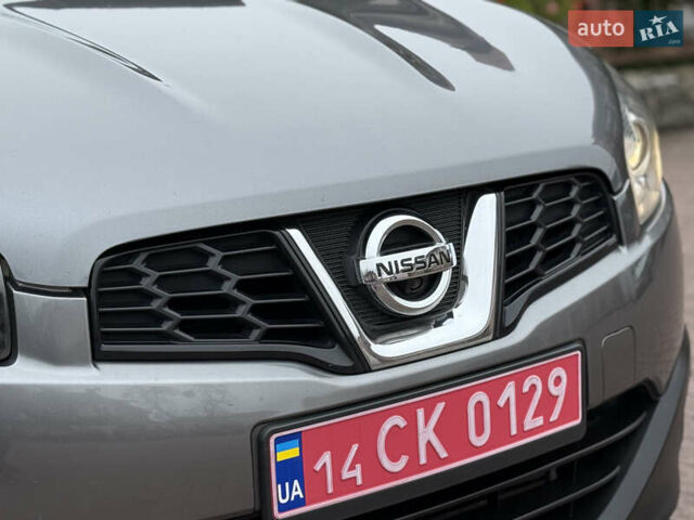 Сірий Ніссан Кашкай, об'ємом двигуна 1.6 л та пробігом 218 тис. км за 11999 $, фото 21 на Automoto.ua