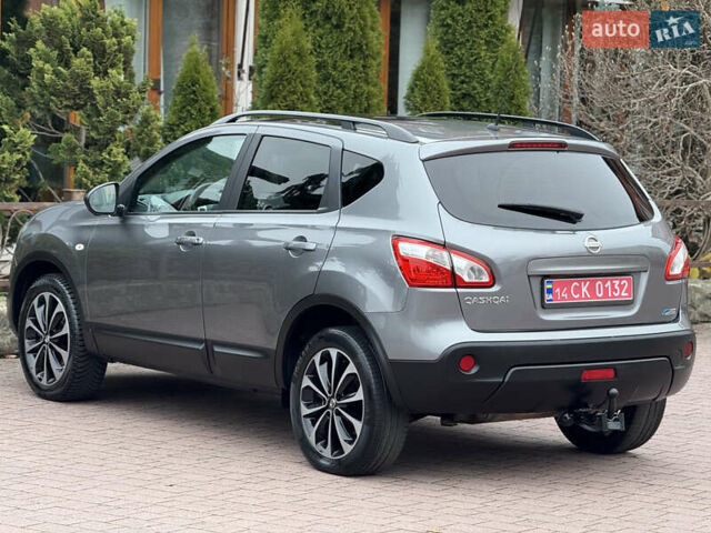 Сірий Ніссан Кашкай, об'ємом двигуна 1.6 л та пробігом 218 тис. км за 11999 $, фото 5 на Automoto.ua