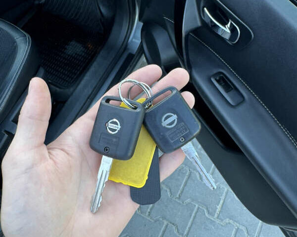 Серый Ниссан Кашкай, объемом двигателя 1.6 л и пробегом 224 тыс. км за 10900 $, фото 24 на Automoto.ua