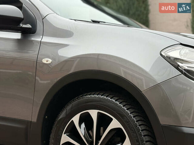Сірий Ніссан Кашкай, об'ємом двигуна 1.6 л та пробігом 218 тис. км за 11999 $, фото 40 на Automoto.ua
