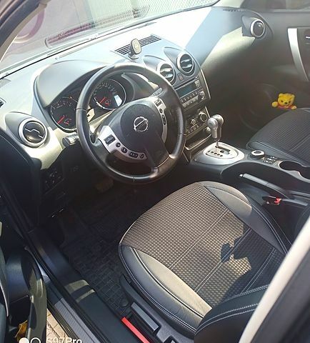 Сірий Ніссан Кашкай, об'ємом двигуна 2 л та пробігом 200 тис. км за 11300 $, фото 2 на Automoto.ua