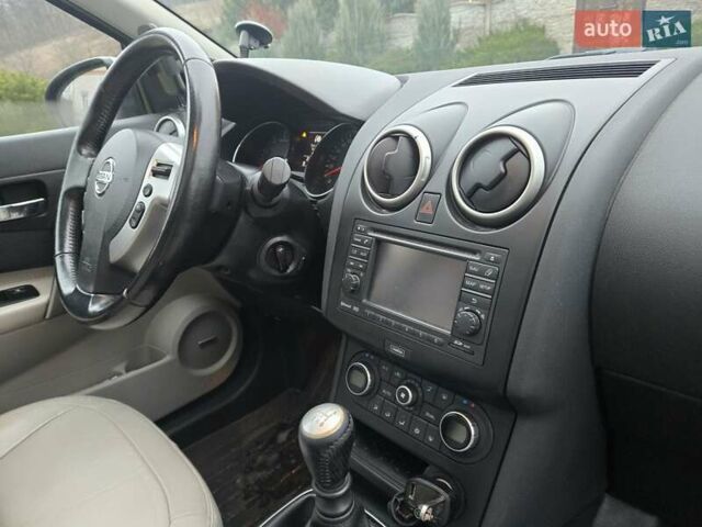 Сірий Ніссан Кашкай, об'ємом двигуна 1.46 л та пробігом 206 тис. км за 11999 $, фото 9 на Automoto.ua
