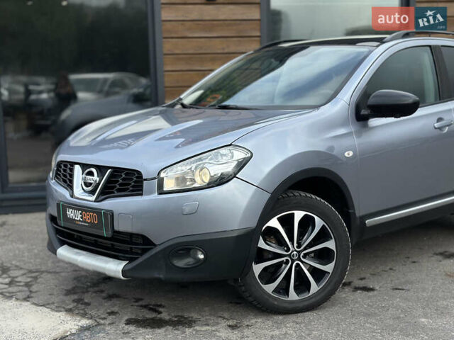 Серый Ниссан Кашкай, объемом двигателя 1.6 л и пробегом 254 тыс. км за 12600 $, фото 2 на Automoto.ua