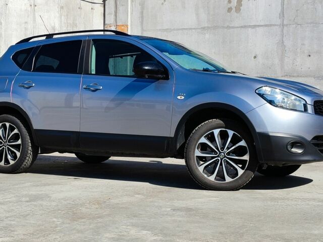 Серый Ниссан Кашкай, объемом двигателя 1.5 л и пробегом 169 тыс. км за 11000 $, фото 1 на Automoto.ua