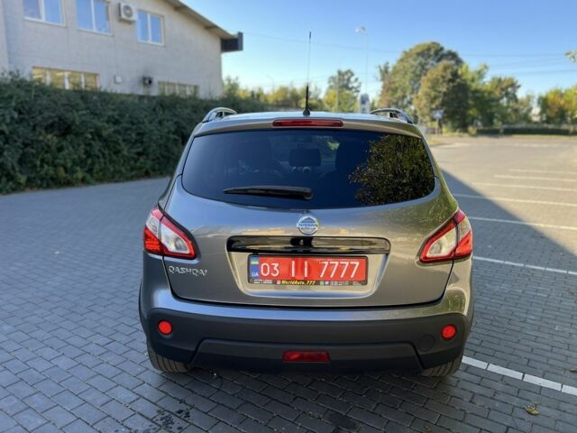 Серый Ниссан Кашкай, объемом двигателя 1.6 л и пробегом 105 тыс. км за 11555 $, фото 3 на Automoto.ua