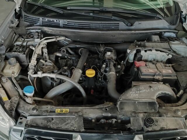 Серый Ниссан Кашкай, объемом двигателя 1.5 л и пробегом 169 тыс. км за 11000 $, фото 6 на Automoto.ua