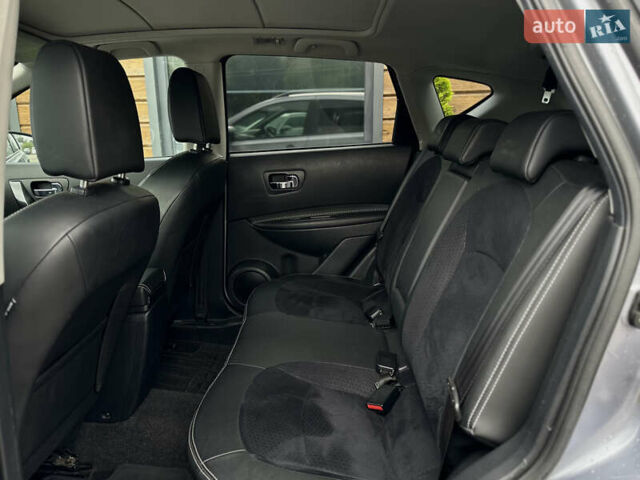 Серый Ниссан Кашкай, объемом двигателя 1.6 л и пробегом 254 тыс. км за 12600 $, фото 53 на Automoto.ua