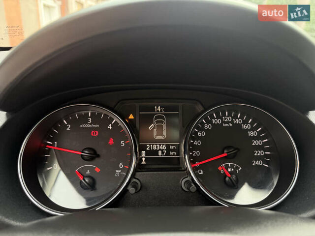 Сірий Ніссан Кашкай, об'ємом двигуна 1.6 л та пробігом 218 тис. км за 11999 $, фото 71 на Automoto.ua