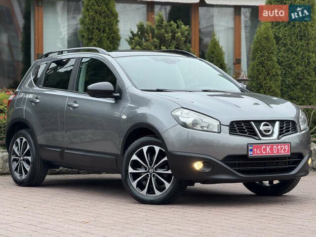 Сірий Ніссан Кашкай, об'ємом двигуна 1.6 л та пробігом 218 тис. км за 11999 $, фото 13 на Automoto.ua