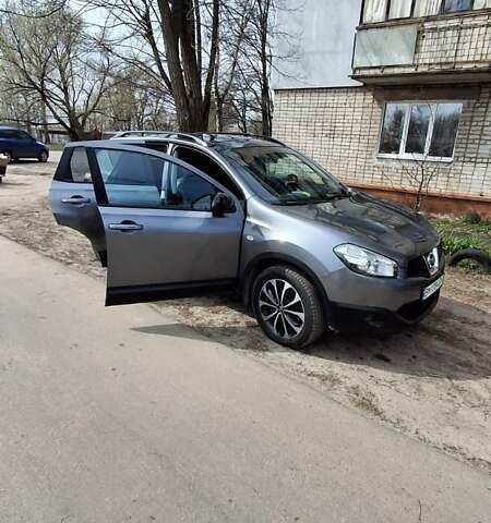 Сірий Ніссан Кашкай, об'ємом двигуна 2 л та пробігом 143 тис. км за 13500 $, фото 5 на Automoto.ua