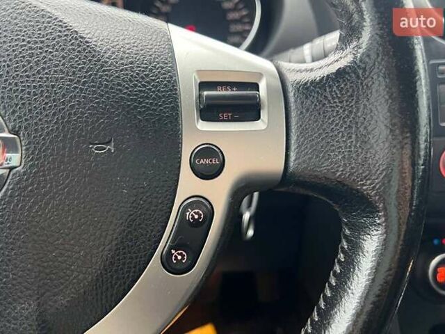 Серый Ниссан Кашкай, объемом двигателя 1.6 л и пробегом 224 тыс. км за 12000 $, фото 11 на Automoto.ua