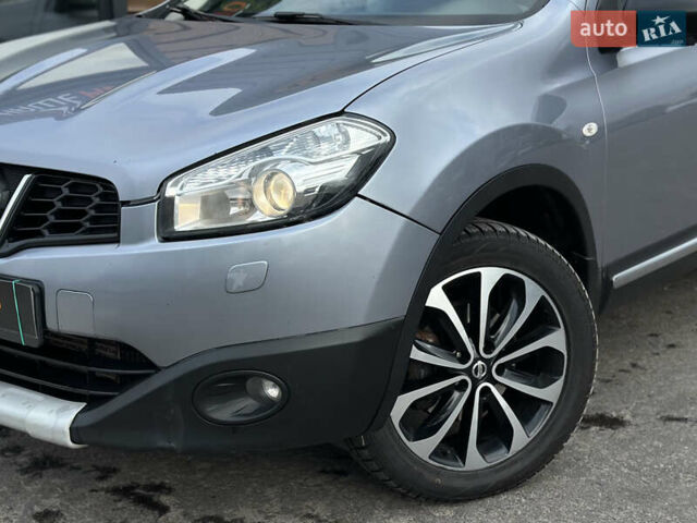 Серый Ниссан Кашкай, объемом двигателя 1.6 л и пробегом 254 тыс. км за 12600 $, фото 3 на Automoto.ua