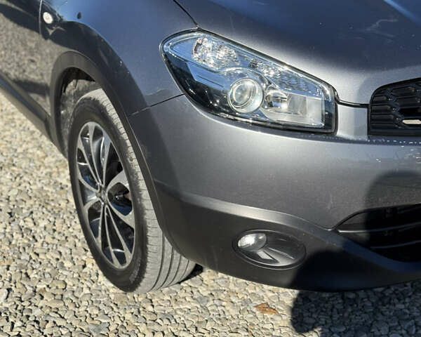 Сірий Ніссан Кашкай, об'ємом двигуна 1.6 л та пробігом 257 тис. км за 11700 $, фото 34 на Automoto.ua