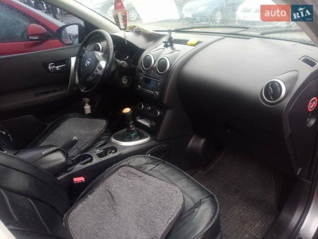 Сірий Ніссан Кашкай, об'ємом двигуна 1.46 л та пробігом 261 тис. км за 10800 $, фото 10 на Automoto.ua