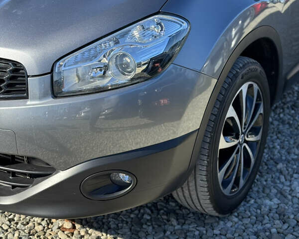 Сірий Ніссан Кашкай, об'ємом двигуна 1.6 л та пробігом 257 тис. км за 11700 $, фото 36 на Automoto.ua