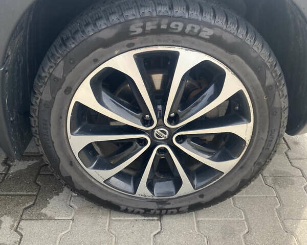 Сірий Ніссан Кашкай, об'ємом двигуна 1.6 л та пробігом 254 тис. км за 11600 $, фото 27 на Automoto.ua