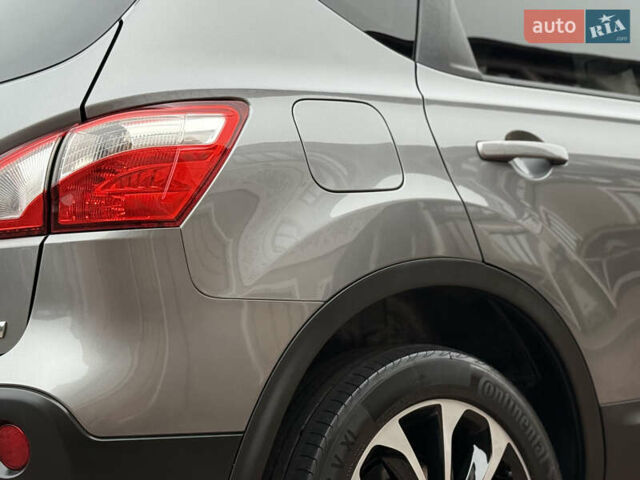 Сірий Ніссан Кашкай, об'ємом двигуна 1.6 л та пробігом 218 тис. км за 11999 $, фото 46 на Automoto.ua