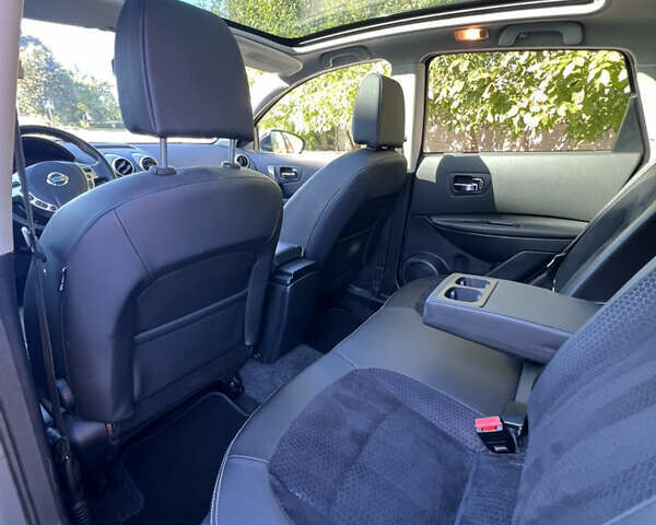 Серый Ниссан Кашкай, объемом двигателя 1.6 л и пробегом 105 тыс. км за 11555 $, фото 47 на Automoto.ua