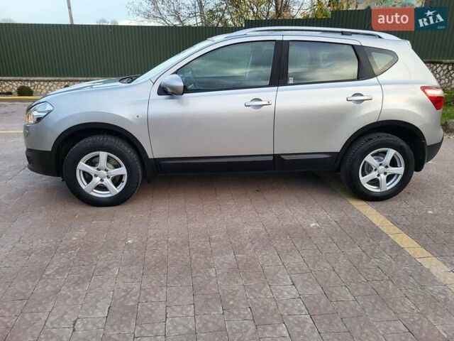 Серый Ниссан Кашкай, объемом двигателя 1.6 л и пробегом 227 тыс. км за 10850 $, фото 13 на Automoto.ua