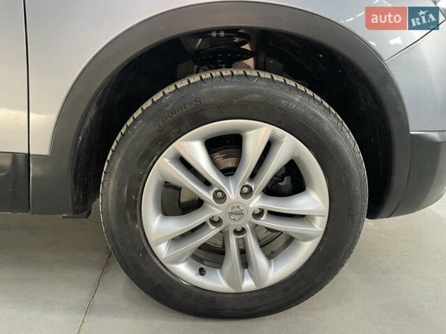 Серый Ниссан Кашкай, объемом двигателя 1.6 л и пробегом 202 тыс. км за 11950 $, фото 22 на Automoto.ua