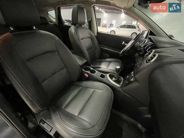 Серый Ниссан Кашкай, объемом двигателя 1.6 л и пробегом 202 тыс. км за 11950 $, фото 62 на Automoto.ua