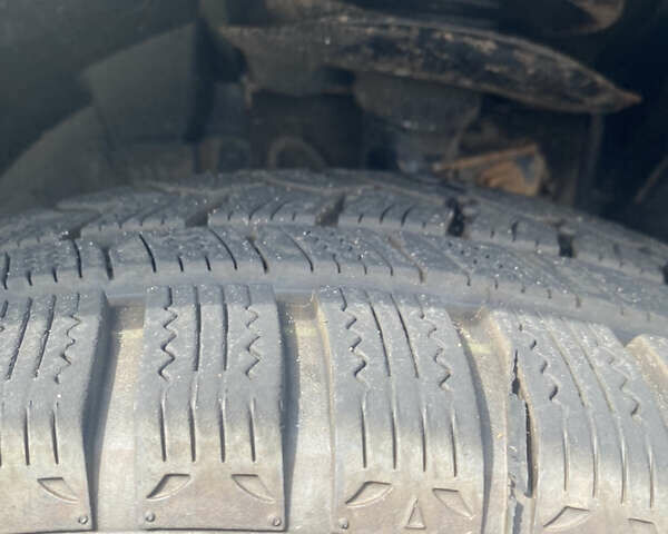 Сірий Ніссан Кашкай, об'ємом двигуна 1.6 л та пробігом 254 тис. км за 11600 $, фото 24 на Automoto.ua