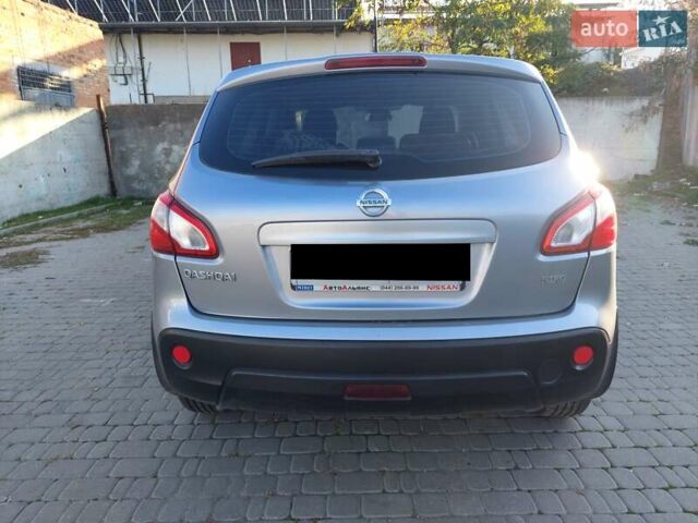 Серый Ниссан Кашкай, объемом двигателя 2 л и пробегом 237 тыс. км за 11800 $, фото 7 на Automoto.ua