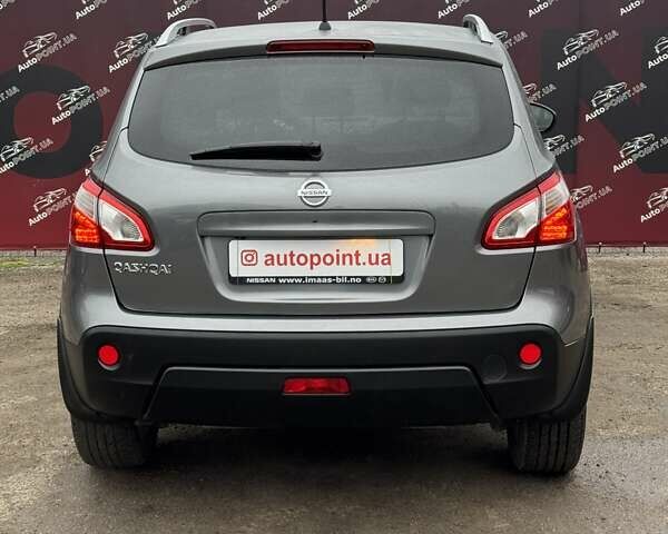 Серый Ниссан Кашкай, объемом двигателя 1.6 л и пробегом 48 тыс. км за 15000 $, фото 10 на Automoto.ua